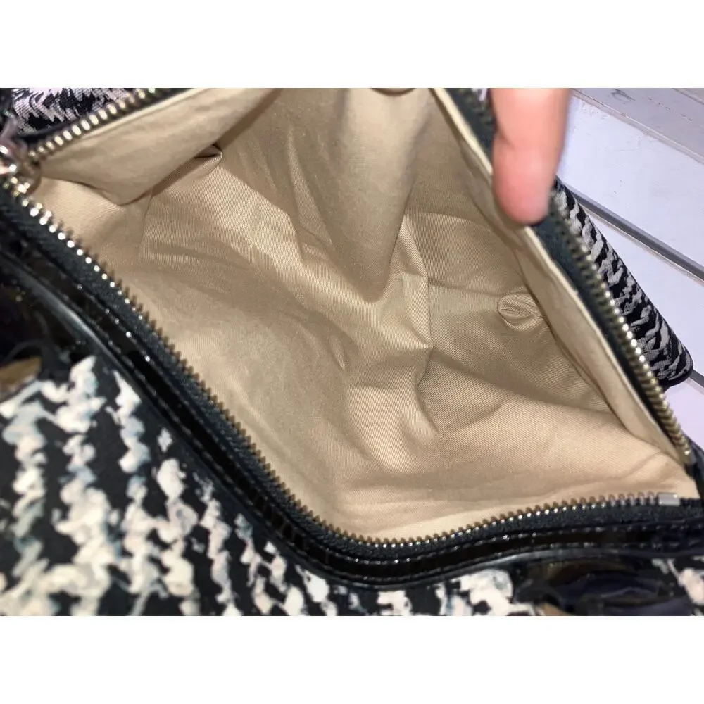 COACH 25811 BLACK, WHITE PRINT CANVAS, LEATHER SHOULDER BAG